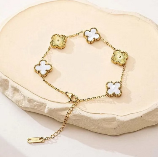 Silver / Gold / Rose gold Timeless Elegance: Gold and Mother-of-Pearl Bracelet – A Symbol of Grace & Luxury