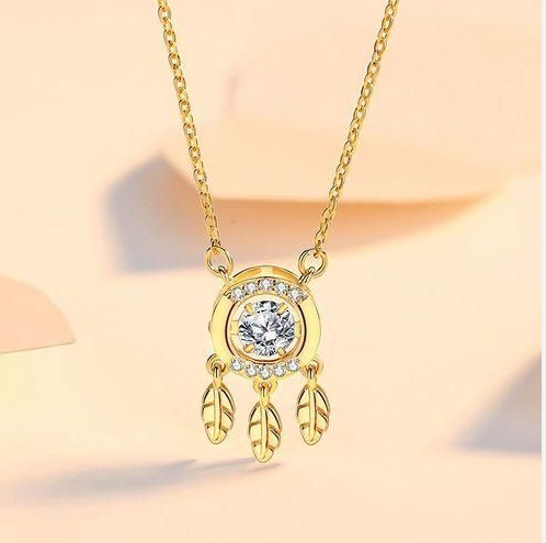 Silver/ Gold/ Rose Gold Exquisite Gold Dreamcatcher Pendant Necklace with Sparkling Diamond Center – A Symbol of Protection, Positivity, and Timeless Elegance