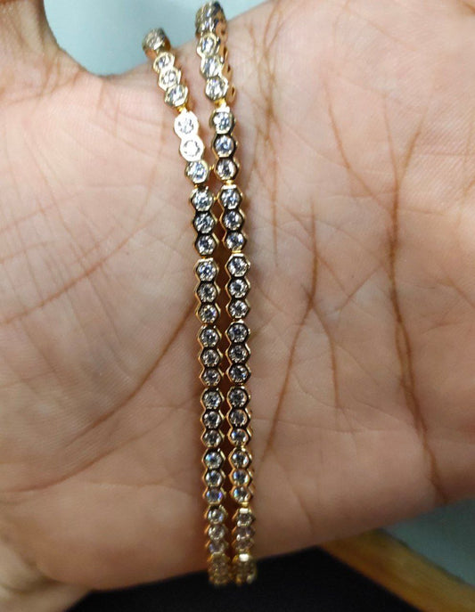 Silver/ Gold/ Rose gold Timeless Elegance: Exquisite Gold and Diamond Bangle Bracelet