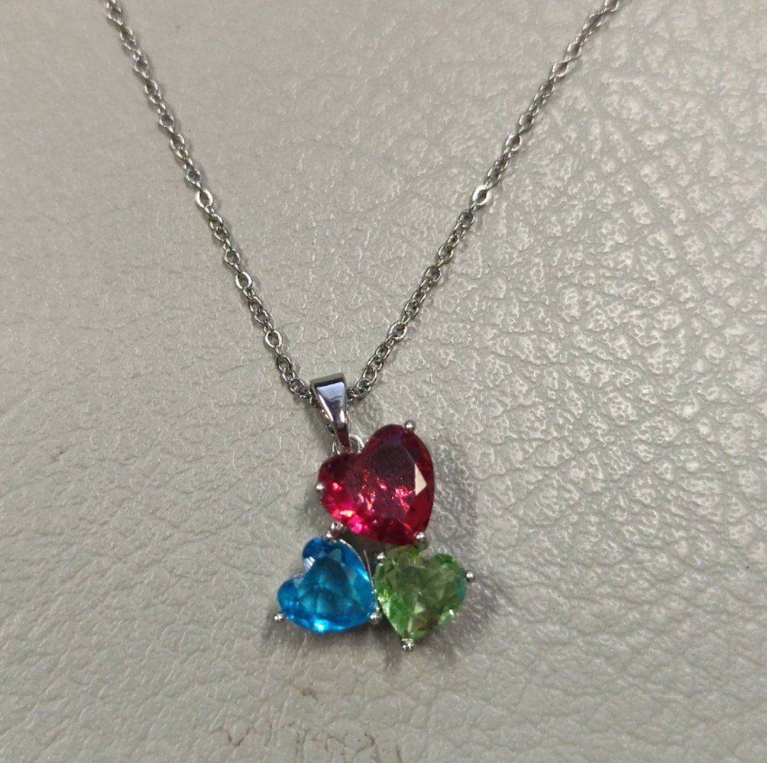 Silver/ Gold/ Rose Gold Exquisite Elegant Three-Heart Multicolor Gemstone Pendant Necklace with Radiant Precious Stones and a Timeless, Stylish Design for Sophisticated Jewelry Lovers